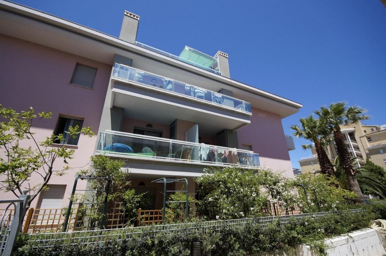 Appartamento Mediterraneo Сан-Бенедетто-дель-Тронто Экстерьер фото